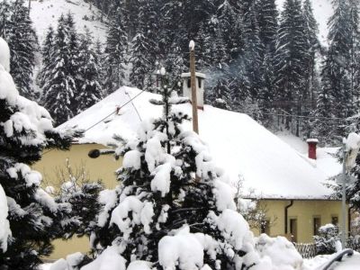 Hütte am Bach